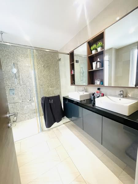 Rumah Teres 4 Tingkat untuk Dijual di Ampang Jaya (Ampang) - Sam Jamal - Bathroom - PropertyGuru.com.my