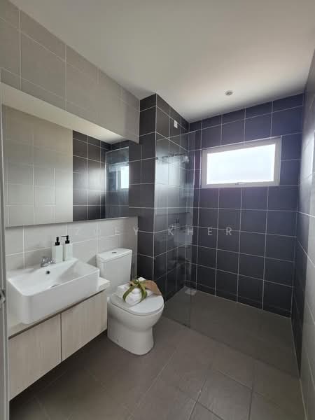 1.5-storey Terraced House for Sale in Kota Warisan (Sepang) - Zoey Kher - PropertyGuru.com.my