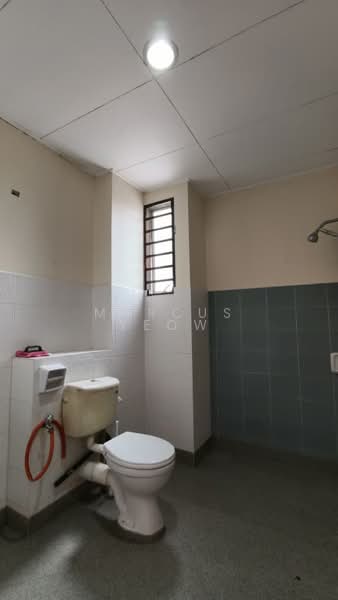 2-storey Terraced House for Sale in S2 Heights (Seremban 2) - Marcus Yeow - Bathroom - PropertyGuru.com.my
