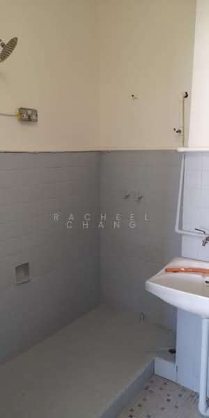 Flat for Rent at Selangor Mansion - Racheel Chang - Bathroom - PropertyGuru.com.my