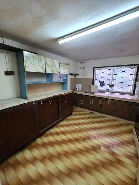 1-storey Terraced House for Sale in Taman Pelangi (Johor Bahru) - Kelvin Chop - Kitchen - PropertyGuru.com.my