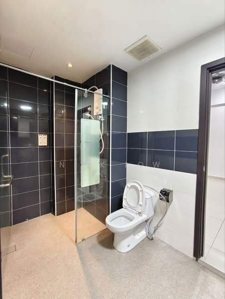 Service Residence for Rent at D'Inspire Residence (Inspira Bestari) - Nick Low - Bathroom - PropertyGuru.com.my