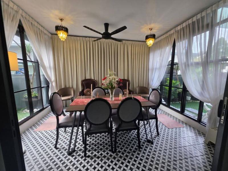 Rumah Berkembar untuk Dijual di Taman Cahaya Alam (Shah Alam) - Mohd Salimi - Dining Room - PropertyGuru.com.my