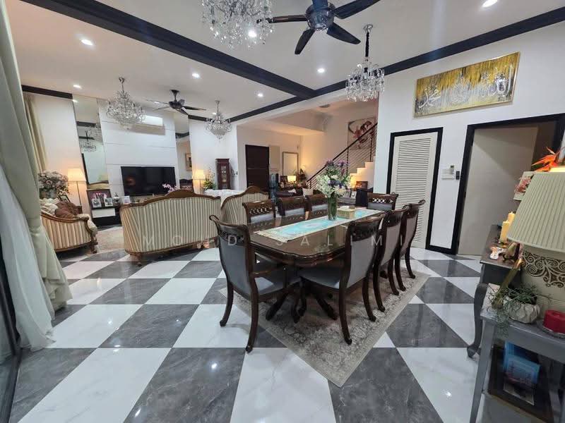 Rumah Berkembar untuk Dijual di Taman Cahaya Alam (Shah Alam) - Mohd Salimi - Living Room - PropertyGuru.com.my
