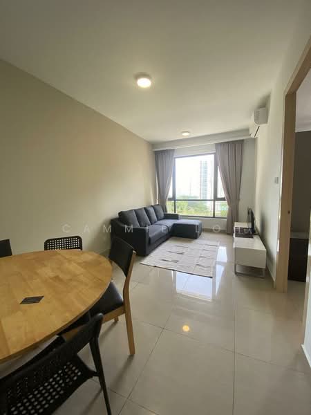 Servis Apartment untuk Disewa di Eclipse Residence @ Pan'gaea - Cammie Loh - Living Room - PropertyGuru.com.my