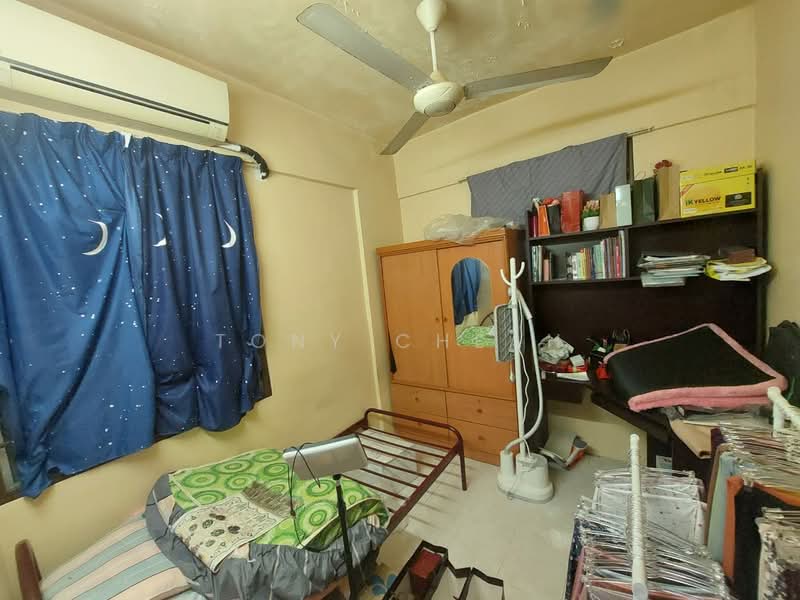 Pangsapuri untuk Dijual di Desa Bayan Apartment - Tony Cheah - Bedroom - PropertyGuru.com.my