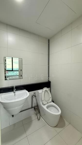 Service Residence for Rent at Sky Peak Residences - Alicia Fong - Bathroom - PropertyGuru.com.my