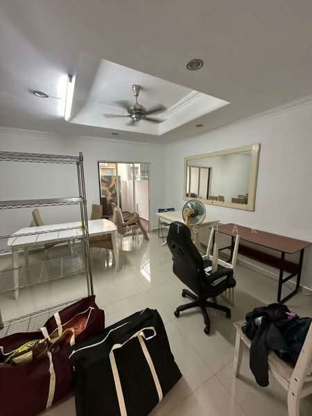 2-storey Terraced House for Sale in Saujana Utama 3 (Ijok) - Zamani Ishak - Living Room - PropertyGuru.com.my