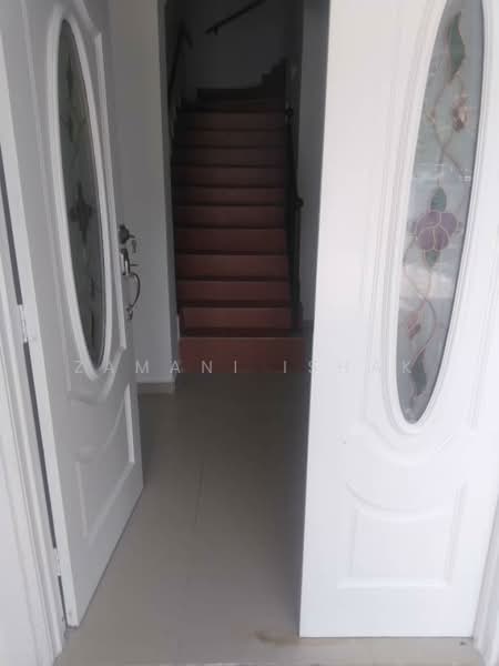 2-storey Terraced House for Sale in Saujana Utama 3 (Ijok) - Zamani Ishak - Entrance - PropertyGuru.com.my