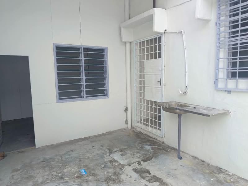 Kilang untuk Disewa di Menglembu Regrouping Area (Menglembu) - Mandy Phang - Exterior - PropertyGuru.com.my