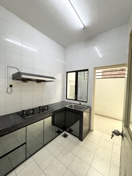 3-storey Terraced House for Sale in Jalil Sutera (Bukit Jalil) - CK Yee - PropertyGuru.com.my