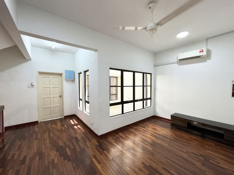 3-storey Terraced House for Sale in Jalil Sutera (Bukit Jalil) - CK Yee - PropertyGuru.com.my