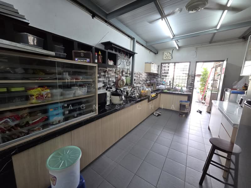 Bungalow for Rent in Kampung Cheras Baru (Ampang) - Agnes Chia - Kitchen - PropertyGuru.com.my
