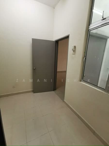 1-storey Terraced House for Sale in Telok Panglima Garang (Selangor) - Zamani Ishak - Interior - PropertyGuru.com.my