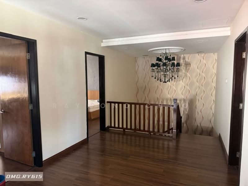 Semi-Detached House for Rent in Bandar Bukit Tinggi (Klang) - Raymond Choo - Corridor - PropertyGuru.com.my