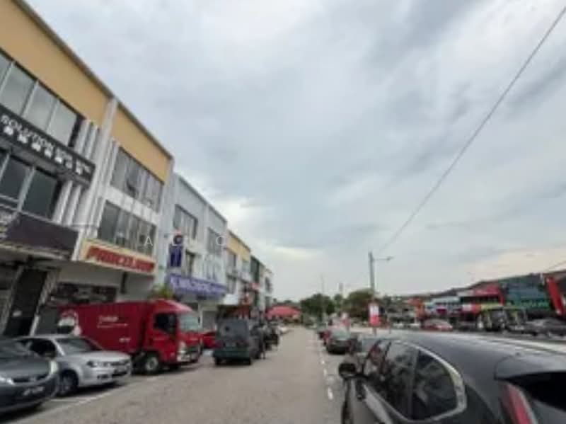 Kedai untuk Disewa di Taman Ungku Tun Aminah (Skudai) - Alicia Fong - Exterior - PropertyGuru.com.my