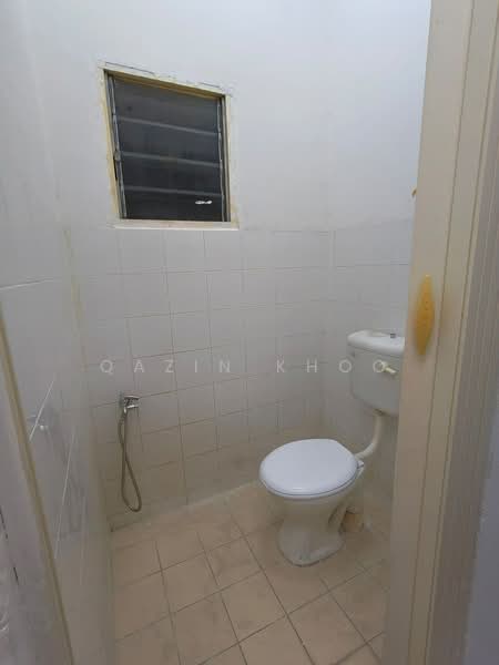 1-storey Terraced House for Sale in Bandar Seri Botani (Ipoh) - Qazin Khoo - Bathroom - PropertyGuru.com.my