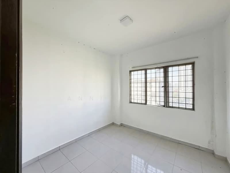 Pangsapuri untuk Disewa di Teratai Mewah Apartment Block 4 & 6 - Annie How - Interior - PropertyGuru.com.my
