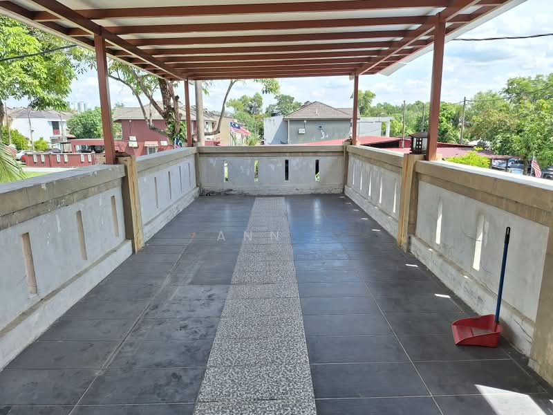 2-storey Terraced House for Sale in Taman Putra Perdana (Puchong) - Ann . - Balcony - PropertyGuru.com.my