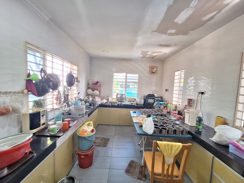 2-storey Terraced House for Sale in Taman Putra Perdana (Puchong) - Ann . - Kitchen - PropertyGuru.com.my