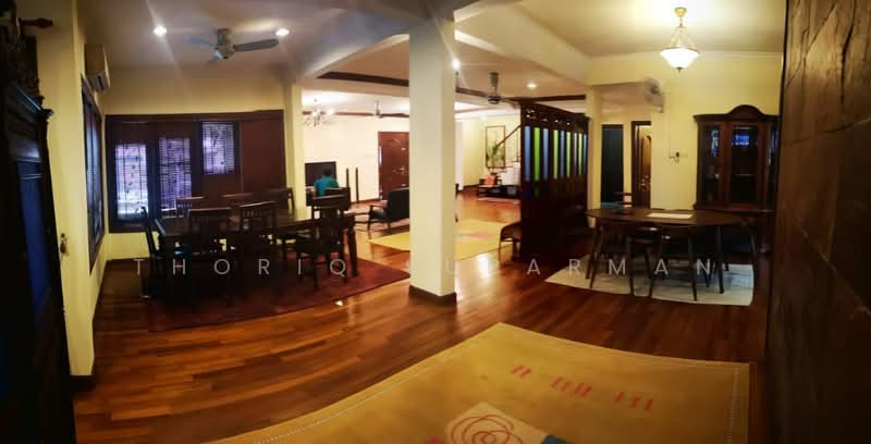 2-storey Terraced House for Sale in Bukit Kerinchi (Pantai) - Thoriq Suparman - Living Room - PropertyGuru.com.my