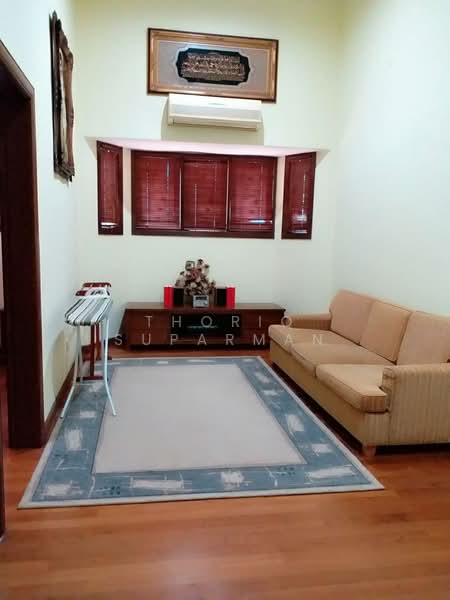 2-storey Terraced House for Sale in Bukit Kerinchi (Pantai) - Thoriq Suparman - Living Room - PropertyGuru.com.my