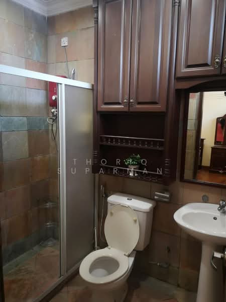 2-storey Terraced House for Sale in Bukit Kerinchi (Pantai) - Thoriq Suparman - Bathroom - PropertyGuru.com.my