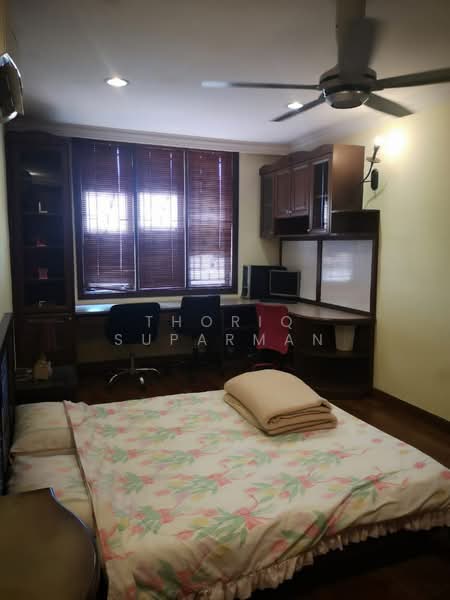 2-storey Terraced House for Sale in Bukit Kerinchi (Pantai) - Thoriq Suparman - Bedroom - PropertyGuru.com.my