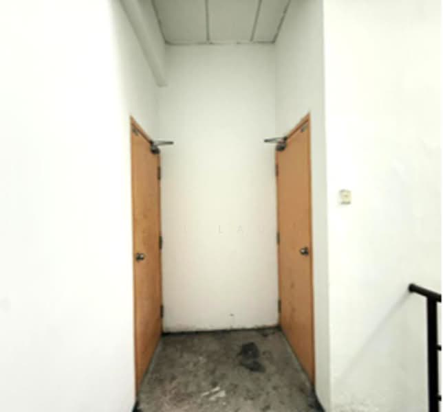 Shop / Office for Rent in Kajang (Selangor) - HL Lau - Corridor - PropertyGuru.com.my