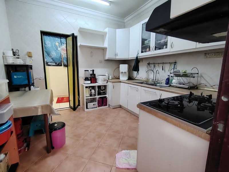 Pangsapuri untuk Dijual di Sri Bayu Apartments - Vivien Thum - Kitchen - PropertyGuru.com.my