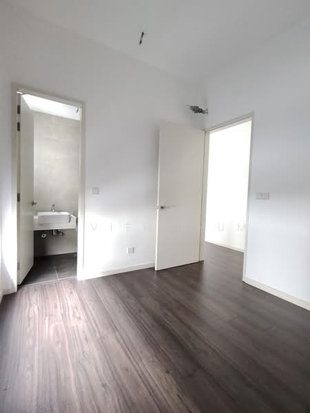 Semi-Detached House for Sale in Telok Panglima Garang (Selangor) - Vivien Thum - Bathroom - PropertyGuru.com.my