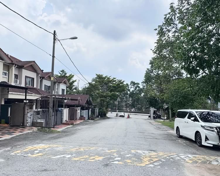 2-storey Terraced House for Sale in Taman Puncak Saujana (Kajang) - Mahirah . - Exterior - PropertyGuru.com.my