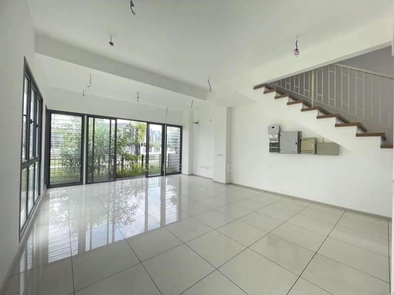 Terraced House for Sale in Shah Alam (Selangor) - Fazie Noor - Living Room - PropertyGuru.com.my