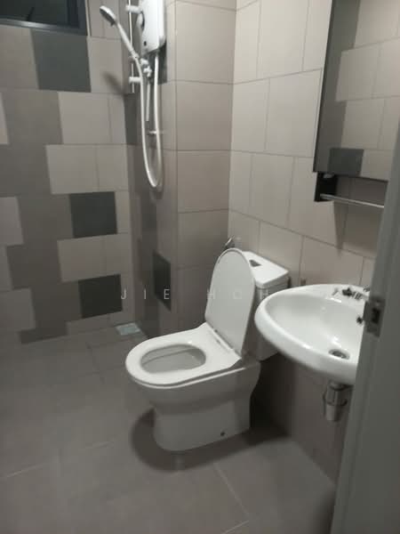 Servis Apartment untuk Disewa di Helix2 @ PJ South - Jie Hoh - Bathroom - PropertyGuru.com.my