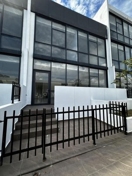 4-storey Terraced House for Sale in Damansara Perdana (Selangor) - Joycelin Yap - Exterior - PropertyGuru.com.my