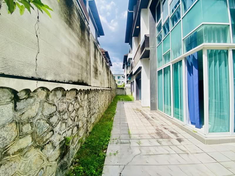Semi-Detached House for Sale in Ampang (Selangor) - Ali Idris - Exterior - PropertyGuru.com.my