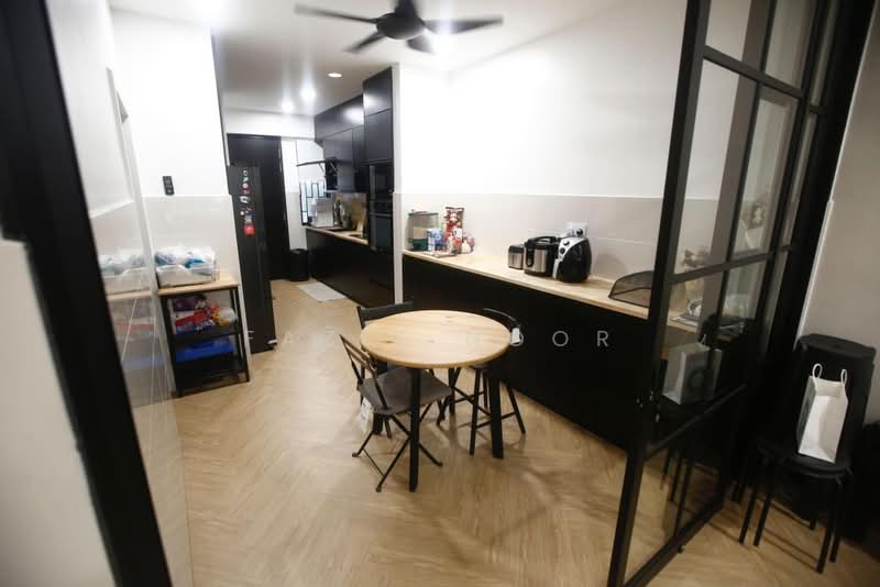 2-storey Terraced House for Sale in Elmina (Shah Alam) - Fazie Noor - Kitchen - PropertyGuru.com.my