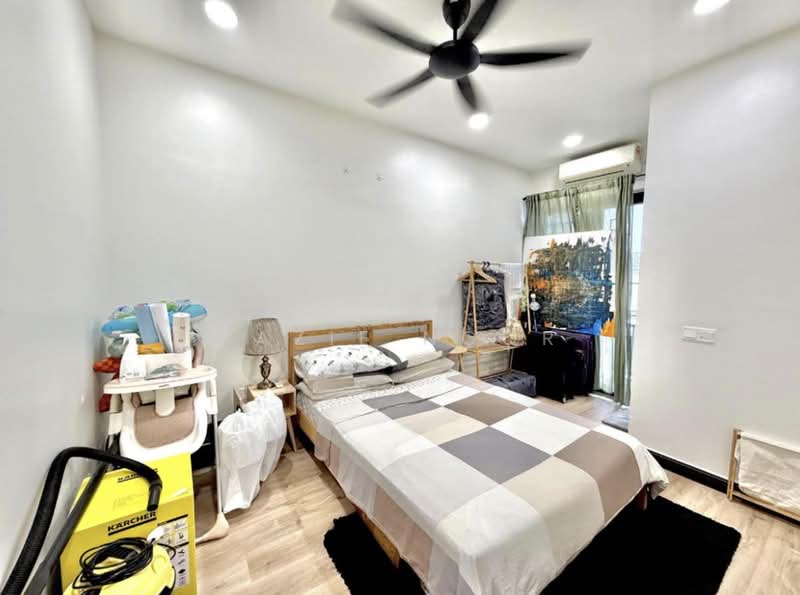 2-storey Terraced House for Sale in Elmina (Shah Alam) - Fazie Noor - Bedroom - PropertyGuru.com.my