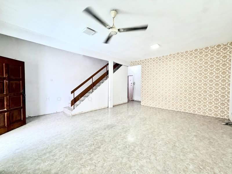Rumah Teres 2 Tingkat untuk Dijual di Ampang Jaya (Ampang) - Thoriq Suparman - Living Room - PropertyGuru.com.my