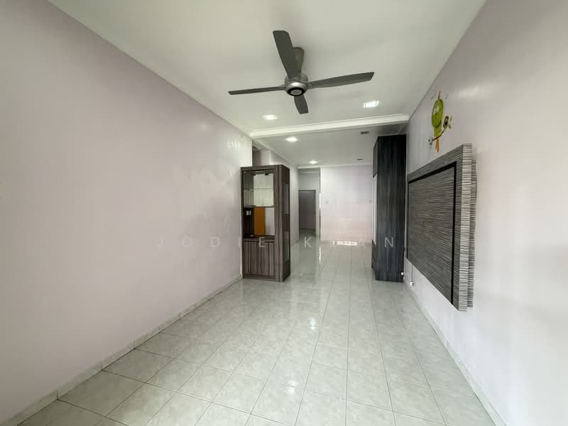 Rumah Teres 1 Tingkat untuk Dijual di Klebang Ria (Chemor) - Jodie Kuan - Living Area - PropertyGuru.com.my