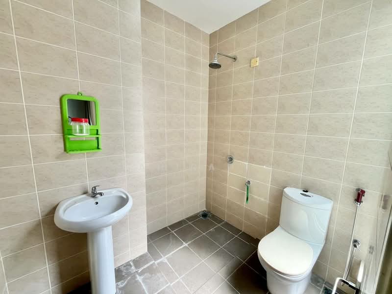 Rumah Teres 2 Tingkat untuk Dijual di Cyberjaya (Selangor) - Mahirah . - Bathroom - PropertyGuru.com.my