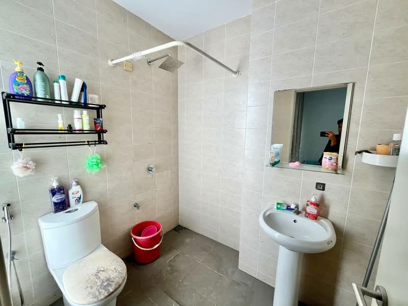 Rumah Teres 2 Tingkat untuk Dijual di Cyberjaya (Selangor) - Mahirah . - Bathroom - PropertyGuru.com.my