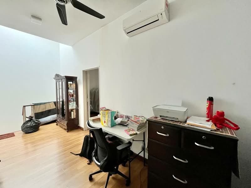 Rumah Teres 2 Tingkat untuk Dijual di Cyberjaya (Selangor) - Mahirah . - Study - PropertyGuru.com.my