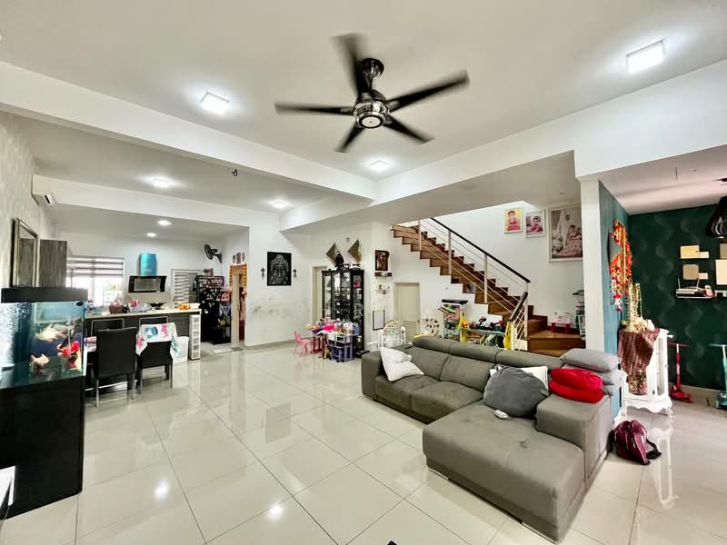 Rumah Teres 2 Tingkat untuk Dijual di Cyberjaya (Selangor) - Mahirah . - Living Room - PropertyGuru.com.my