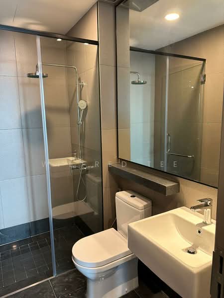 Service Residence for Rent at Bloomsvale Menara Vista Petaling - Wilfred Tee - Bathroom - PropertyGuru.com.my