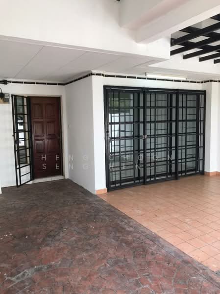 Rumah Teres 2 Tingkat untuk Disewa di Bandar Sri Damansara (Selangor) - heng choon seng heng choon seng - Entrance - PropertyGuru.com.my