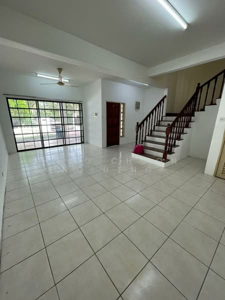 Rumah Teres 2 Tingkat untuk Disewa di Bandar Sri Damansara (Selangor) - heng choon seng heng choon seng - Living Room - PropertyGuru.com.my