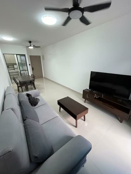 Servis Apartment untuk Disewa di Baron Residence @ Lake City - Vincent Lai - Living Room - PropertyGuru.com.my
