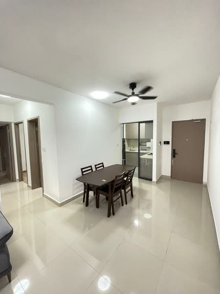 Servis Apartment untuk Disewa di Baron Residence @ Lake City - Vincent Lai - Dining Room - PropertyGuru.com.my