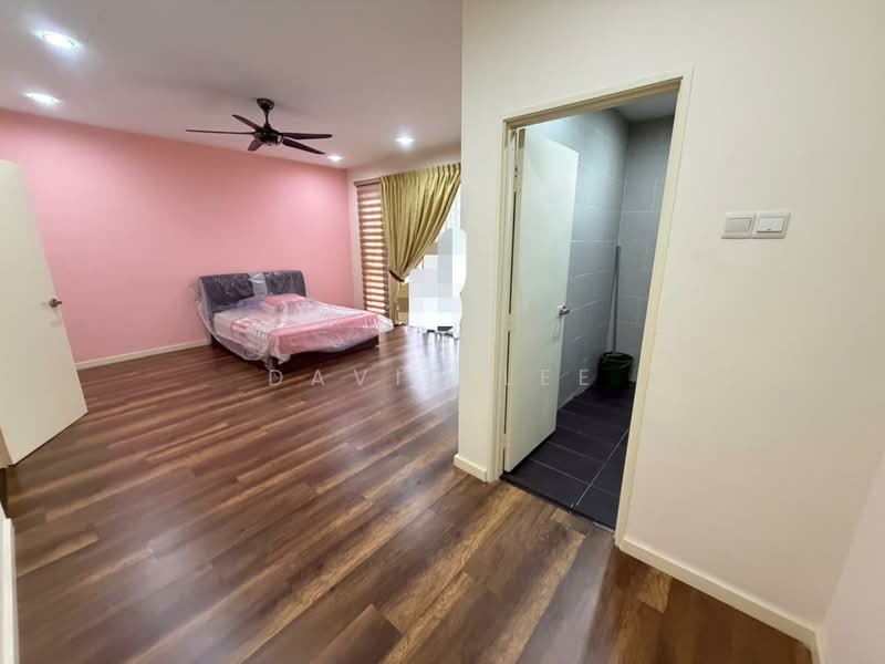 2-storey Terraced House for Sale in Bandar Country Homes (Rawang) - David Lee - Bedroom - PropertyGuru.com.my